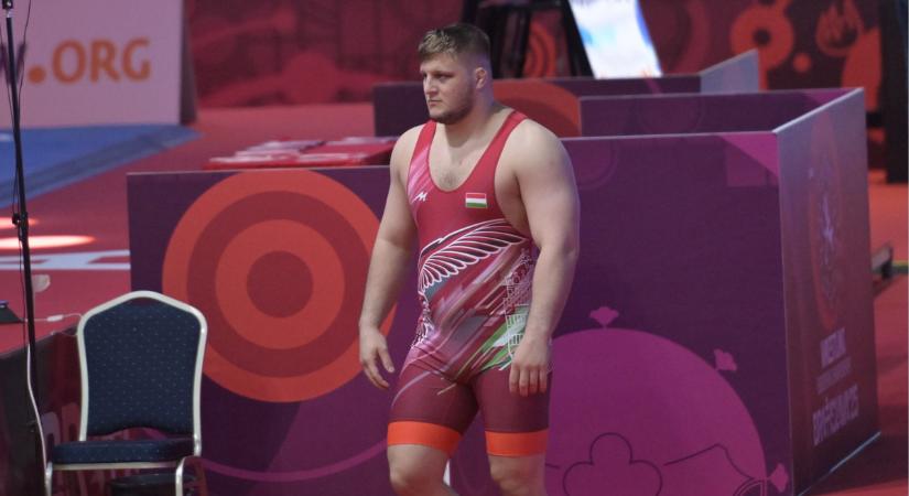 Sérülten rúgta rá az ajtót a birkózókra Vitek Dárius