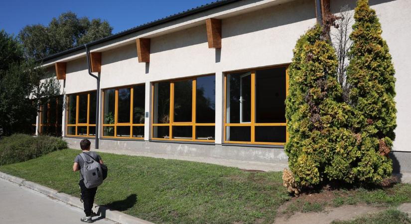 Új infók derültek ki, kihallgatták az első tanúkat a tatai tanuszoda ügyében