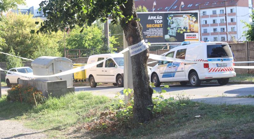 Gyilkosság Pécsen? A rendőrök még mindig helyszínelnek – megrázó részletek!