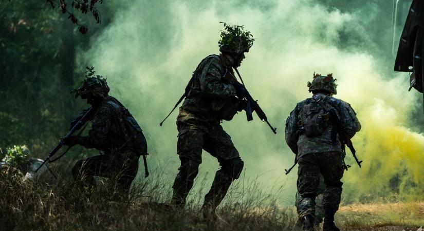 Adaptive Hussars 2025 – Országvédelmi gyakorlat 2 ezer tartalékossal