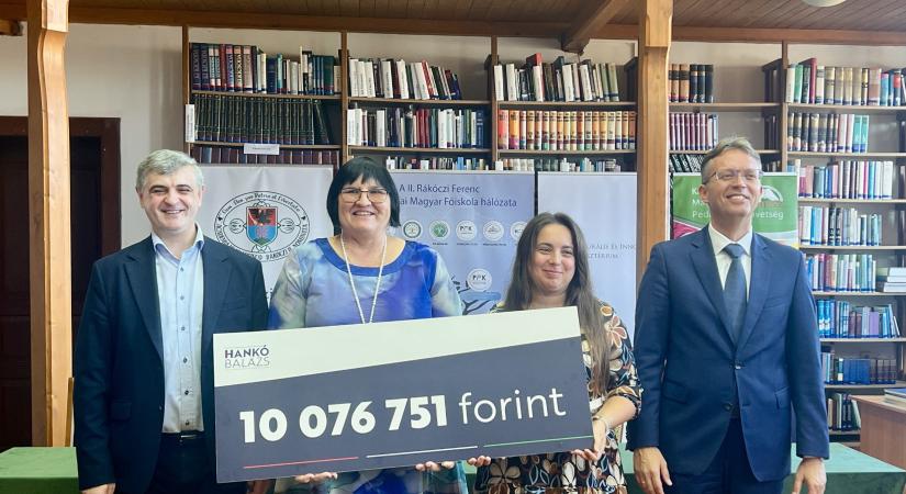 Több mint 10 millió forint gyűlt össze a kárpátaljai magyar oktatás javára