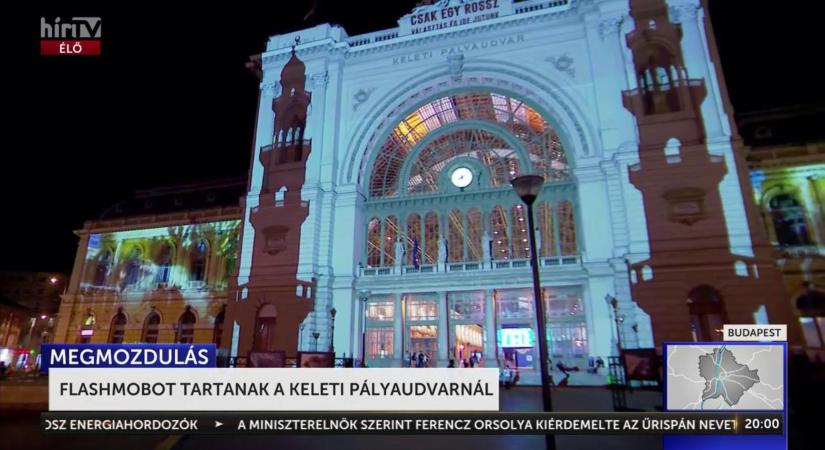 Megállt az élet a Keletiben! - Ezt tette a flashmob a megdöbbent utasokkal  videó