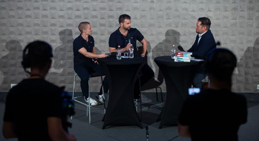Kapu Tibor exkluzív interjúban mesélt űrutazásáról, halálhírét keltették egy izsáki fiúnak