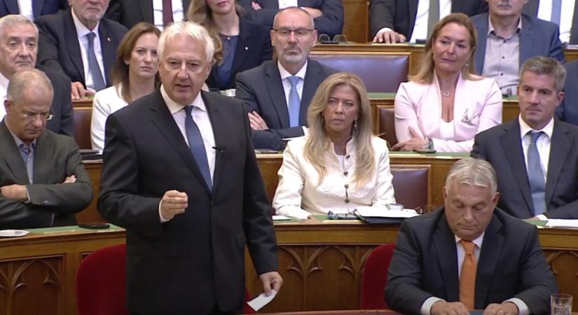 „Ez maga a vérvád” - Semjén Zsolt nem hagyja magát ártatlanul megfélemlíteni