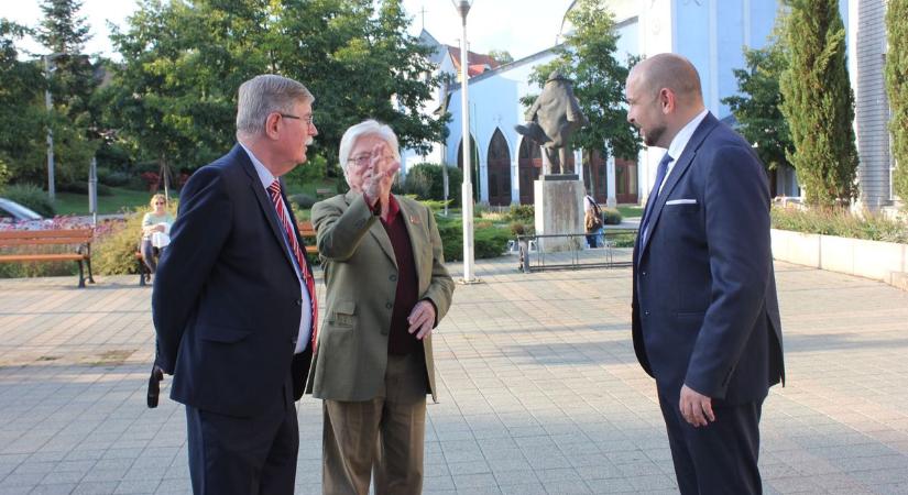 Egy év alatt egy Mercit is hazahozhatott volna… Szörényi Levente nem engedett a csábításnak