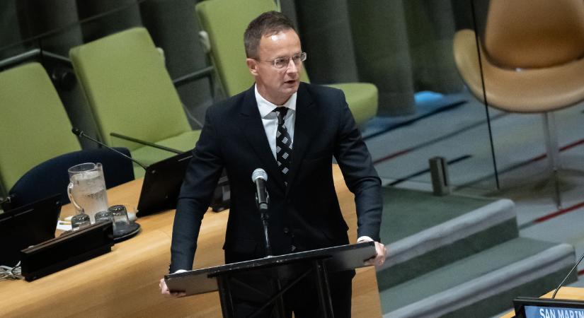 Szijjártó Péter: tárgyalási paneleket osztogattak ki az európai kollégáknak