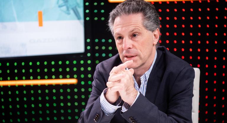 Schiffer András: Játék a számokkal, de nem az aranyhal memóriájával