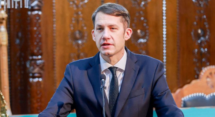 Pásztor: A VMSZ a vajdasági magyar közösség érdekeit mindenek felé helyezi