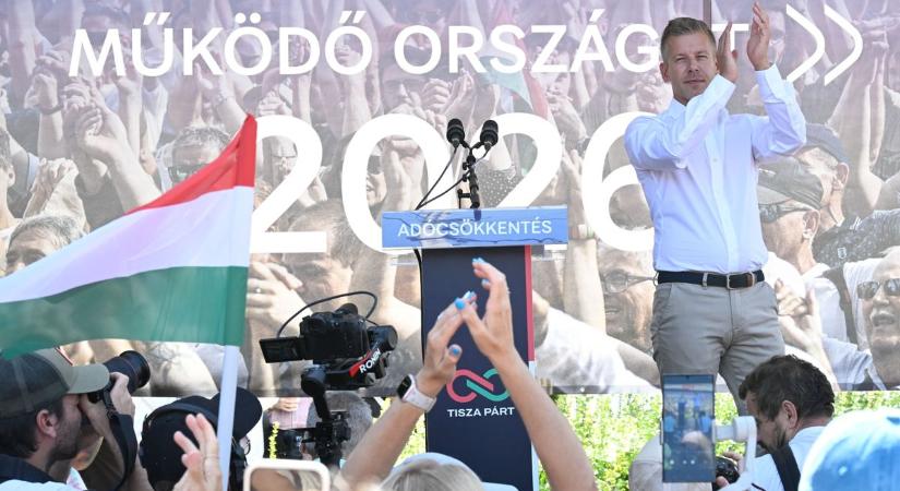Hullanak a csontvázak a Tisza szekrényéből: a sportot, a kultúrát és az egyházakat is kizsigerelnék Magyar Péterék