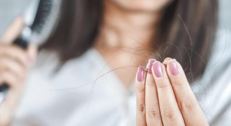 Hajhullás stressz miatt – Mit tehetsz ellene?