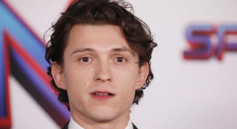 Megsérült és otthagyta az új Pókember-film forgatását Tom Holland