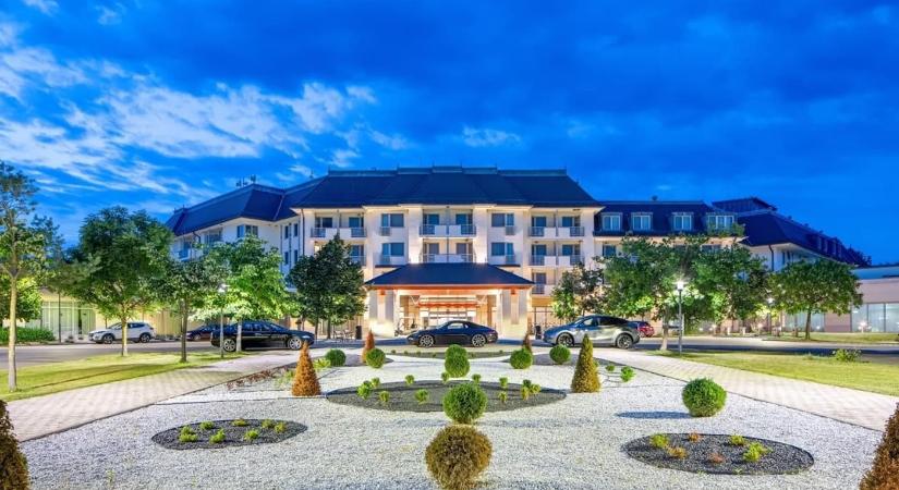 SZÁLLODÁK ÉJSZAKÁJA: Greenfield Hotel Golf & Spa**** superior Bükfürdő – tematikus körbevezetés