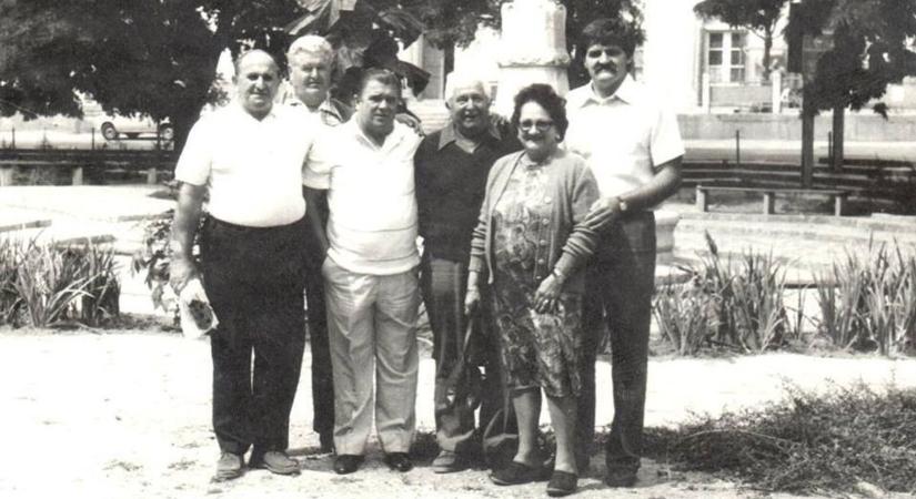 És akkor Puskás Ferenc megjelent a dunaföldváriak bajnokiján...
