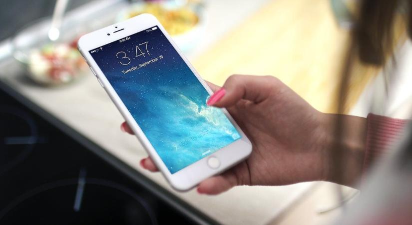 Azonnal állítsd át az iPhone-odat! Ha nem teszed, hatalmas veszélyben leszel