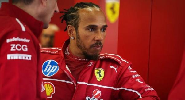 Hamilton: Fejlődünk, még sincs eredmény