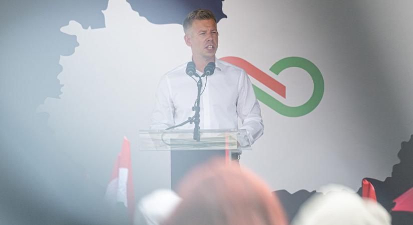 Alapjaiban írná át a nyugdíjemelés módszerét Magyar Péter