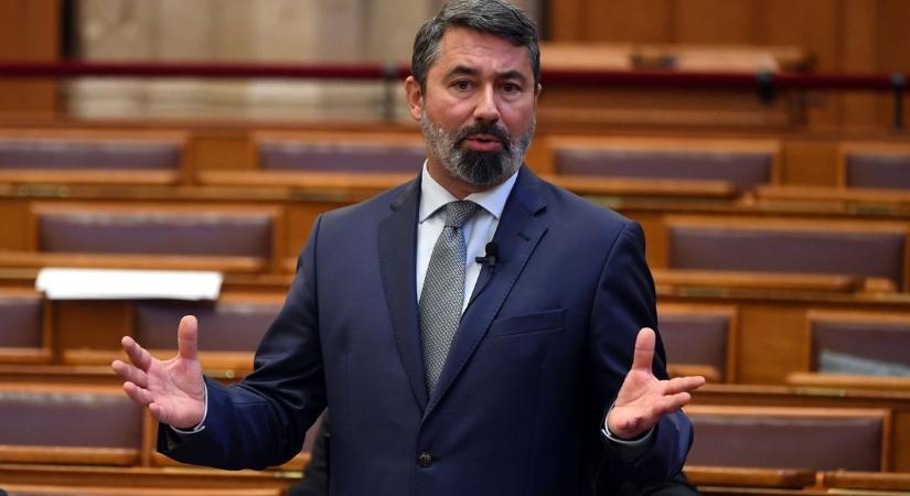 Bejelentették, mi lesz a nemzeti konzultáció első kérdése (videó)