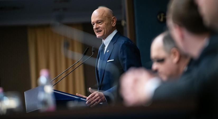„Egyre extrémebb hülyeségek helyettesítik a gazdaságpolitikát” - Matolcsy György korábbi alelnöke szerint a magyar gazdaság hat éve egyhelyben topog