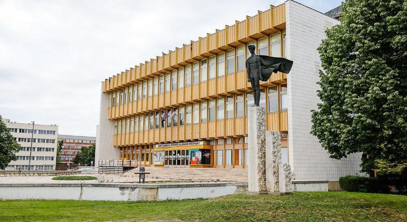 „Te rongyos élet” – Nagy Ibolya megálmodott egy operettet, ezzel tér haza Szombathelyre