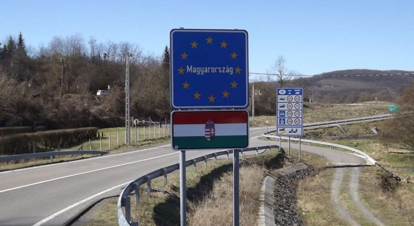 Változnak a határátlépés szabályai, az új rendszer eleinte lassíthatja az átkelést