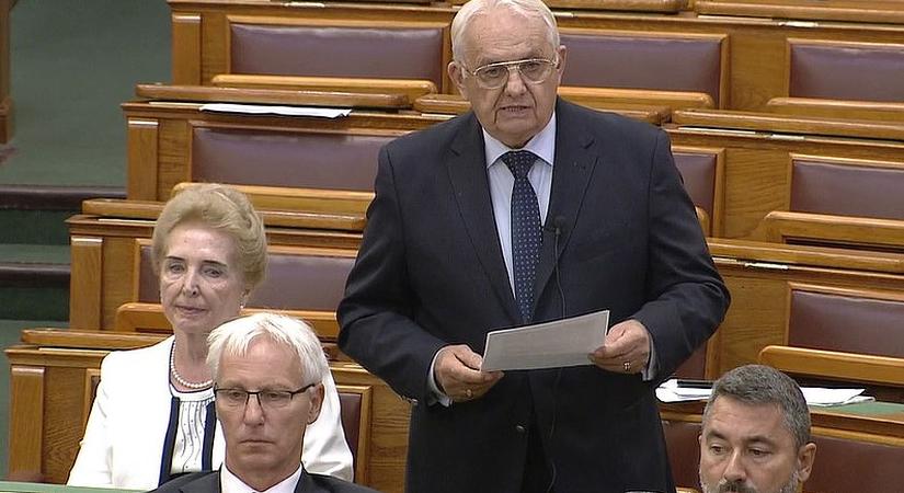 Dr. Latorcai János: Magyarország szorgalmazza az e-kereskedelmi megállapodás mielőbbi hatályba lépését (VIDEÓ)