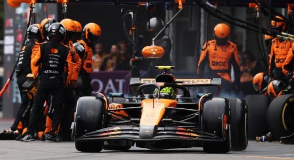 Elismerte a McLaren: dolgozniuk kell a kiállásokon