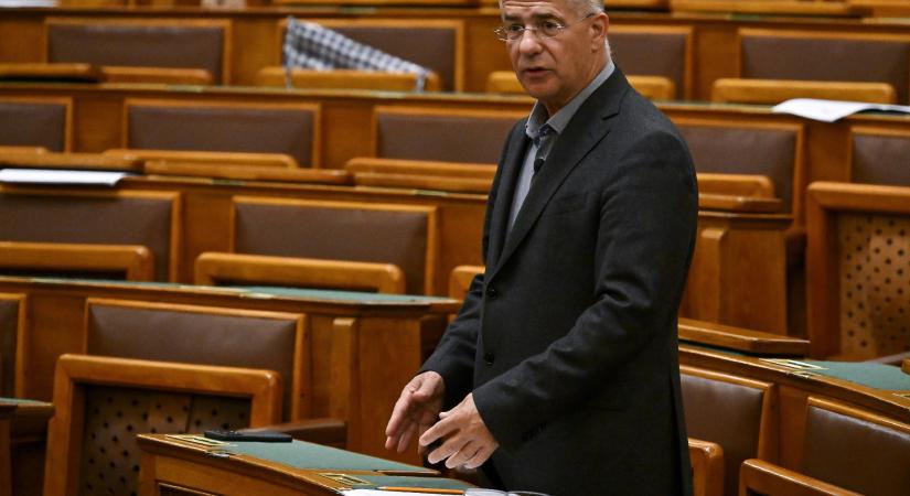 Benyújtották a „lex Ruszin-Szendit” a parlamentnek