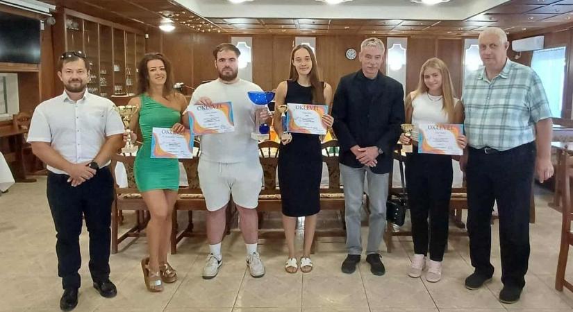 Lezárult a Tikkadt Szöcske strandröplabda bajnokság, ők voltak a legjobbak