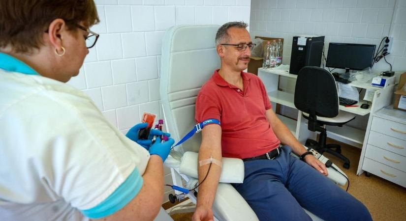 Életeket mentettek meg a civilek - vérüket adták a nemes célért