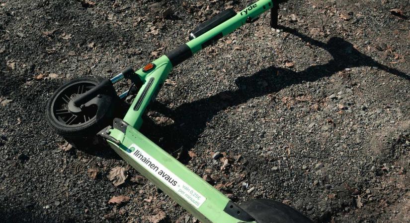 Rollerbalesete után meghalt egy 58 éves férfi