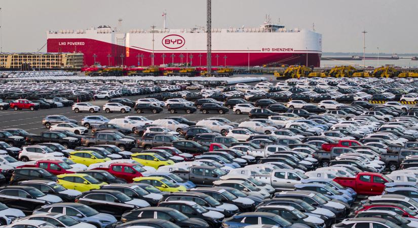Míg a BYD megérkezik, a kínai autóipari lufi akkorát durranhat, hogy a gyártók nagy része egyszerűen elhullik