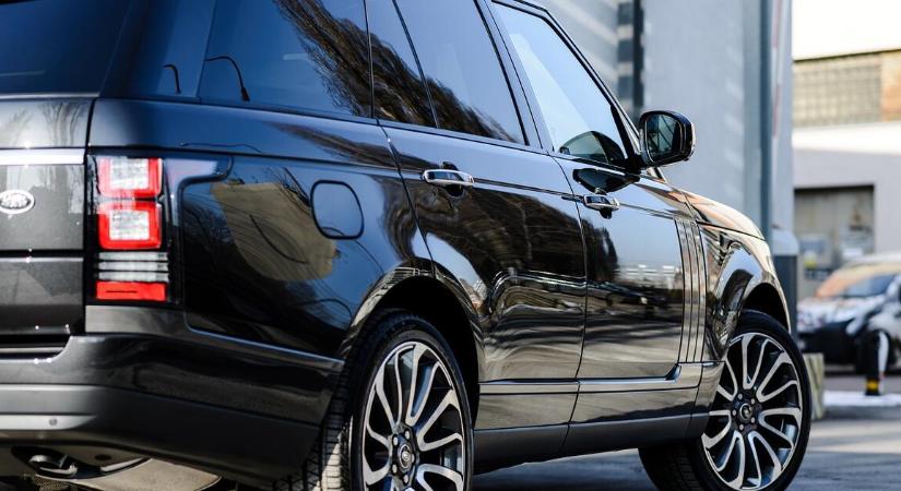 Rekordveszteség fenyegeti a Jaguar-t egy kibertámadás miatt