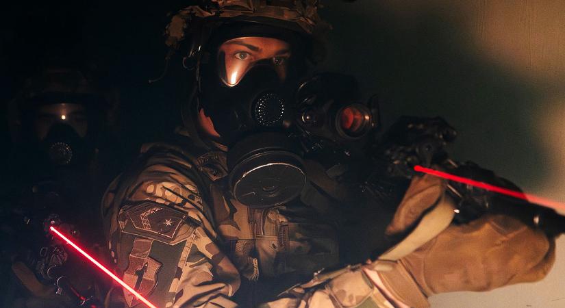 Akciófilmnek sem rossz a debreceni lövészek gyakorlatáról készült videó