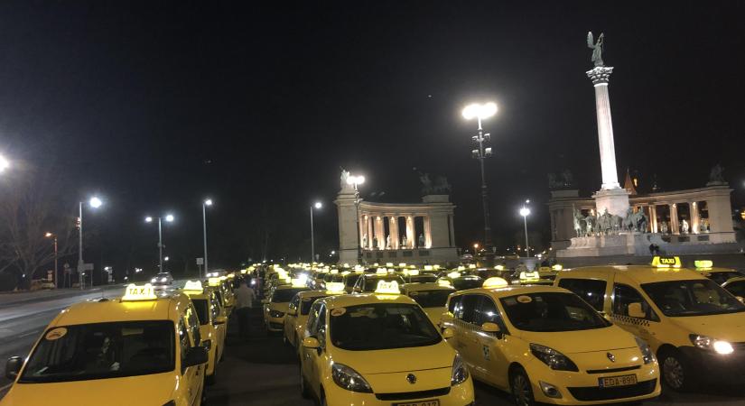 Vonulásos taxistüntetés lesz szerdán