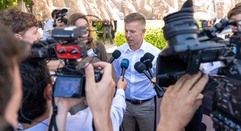 Magyar Péter felszólította Orbán Viktort, hogy függessze fel Semjén Zsoltot