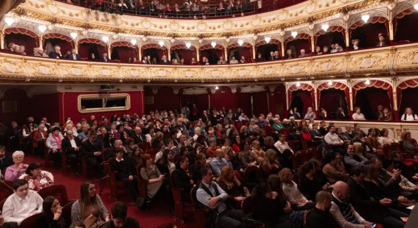 Hat erdélyi társulat vesz részt a Bukaresti Magyar Színházi Fesztiválon