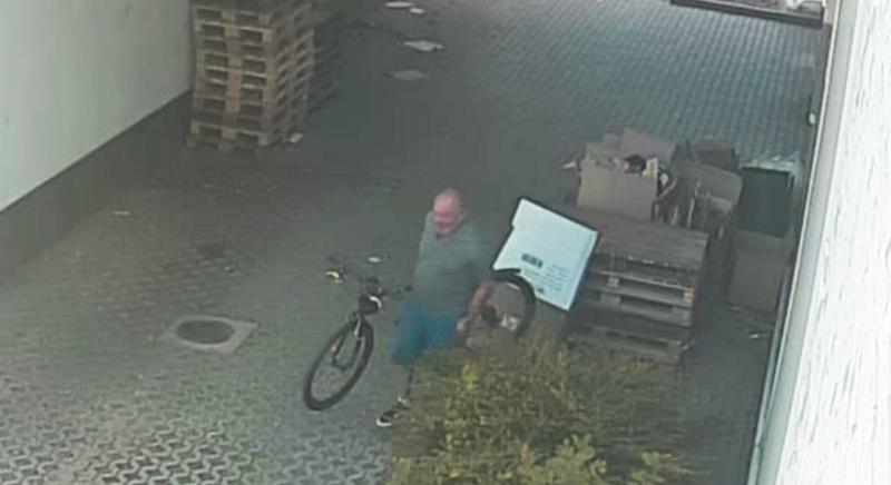 Bringatolvajt keresnek a zsaruk