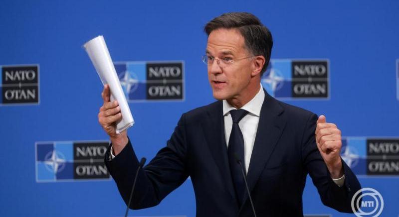 NATO-főtitkár: erőteljes lesz a katonai szövetség válasza Oroszország meggondolatlan cselekedeteire