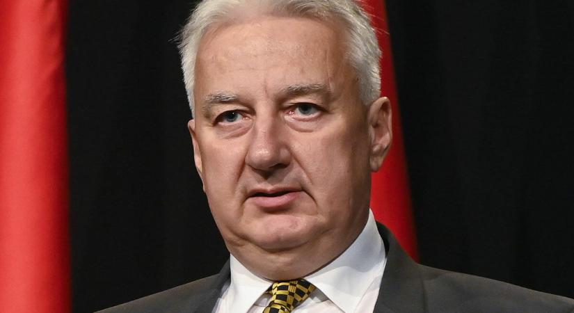 Nem várt helyről kapott orbitális pofont Semjén Zsolt