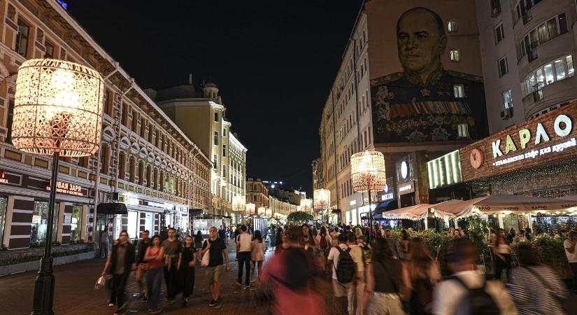 Egész éjjel drónokkal támadták Moszkvát az ukránok, az orosz főváros felett a légteret lezárták