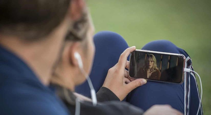 Tényleg bevált az iskolai telefontilalom?
