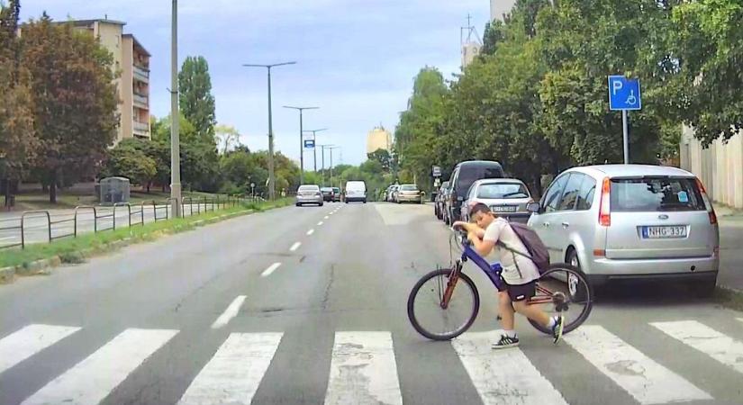 Egy kisfiú fegyelmezettsége akadályozta meg a tragédiát