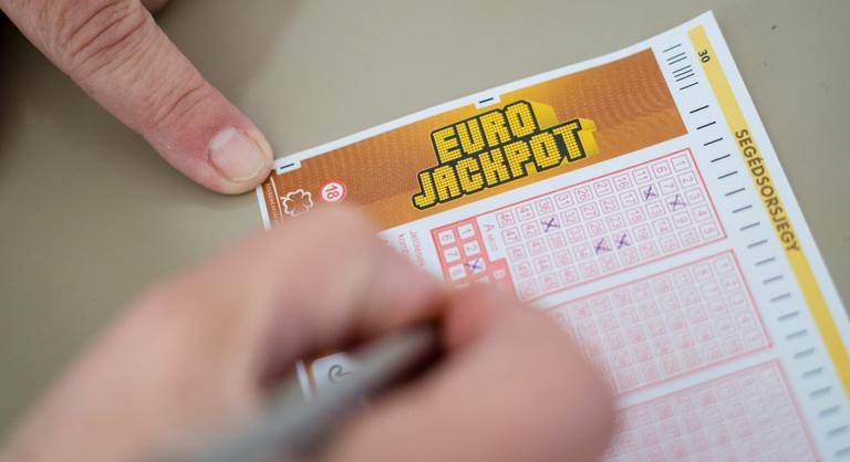 Elképesztő összeget nyert egy szerencsés az Eurojackpoton, az ükunokáknak sem lesz gondjuk