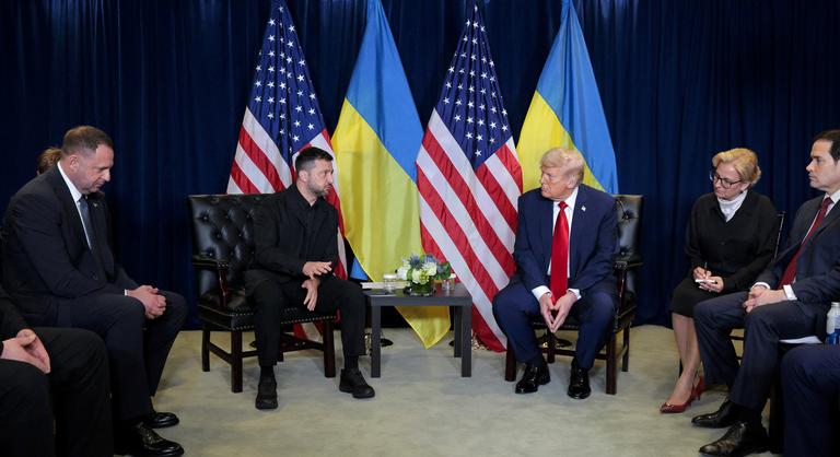 Szijjártó Péter egyetlen mondattal válaszolt Donald Trump Orbán Viktornak küldött üzenetére