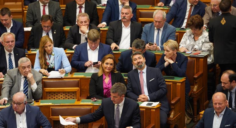 Nemzetbiztonsági és igazságügyi tárgyú törvények a parlament előtt
