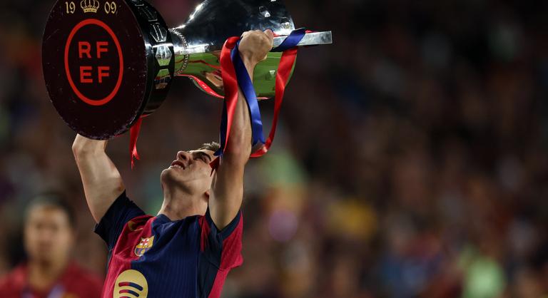 Megműtötték, és hosszú hónapokra kidőlt a Barcelona csodagyereke