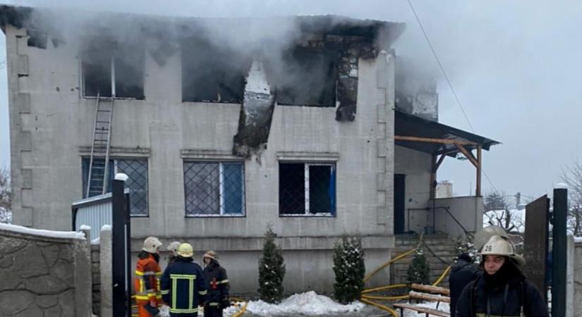Kigyulladt egy idősek otthona Ukrajnában, legalább 15-en meghaltak