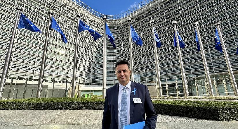 Márki-Zay Brüsszelben: Egy fillért se Magyarországnak!