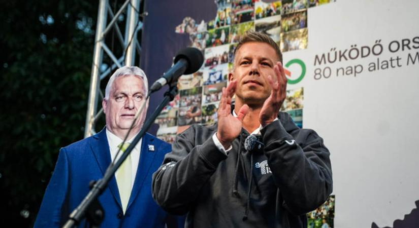 Magyar Péter mostantól „Orbán Viktorral” járja az országot