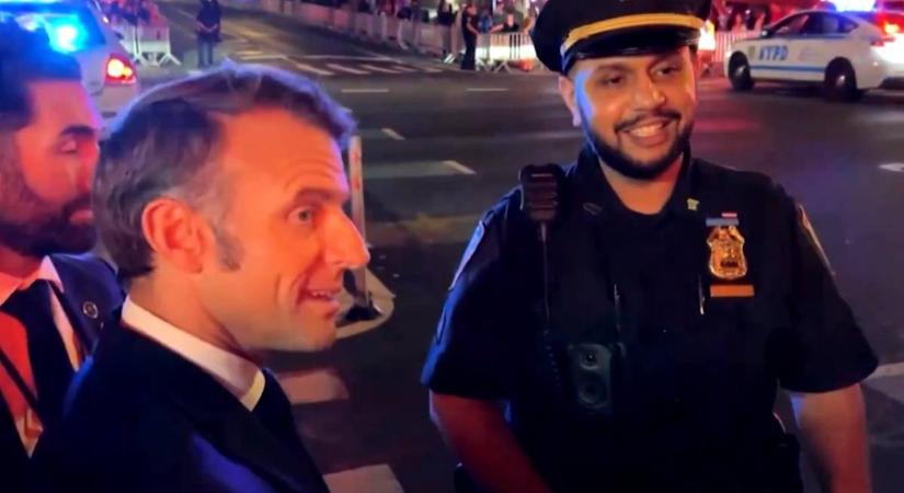 Trump konvoja miatt rekedt a new york-i forgalomban Emmanuel Macron, végül személyesen hívta fel az amerikai elnököt